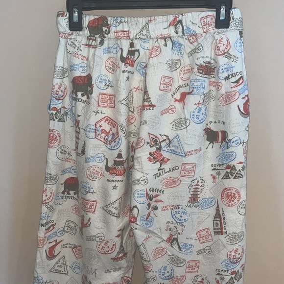 Munki Munki travel themed flannel pajama pants only size small / preowned - Picture 9 of 11